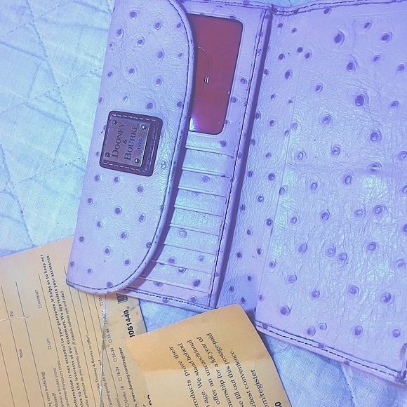 Dooney & Bourke leather snap fold ostrich Pink wallet Clutch purse - Picture 10 of 12